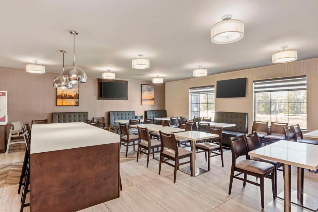 Best Western Plus Executive Inn Торонто Екстер'єр фото