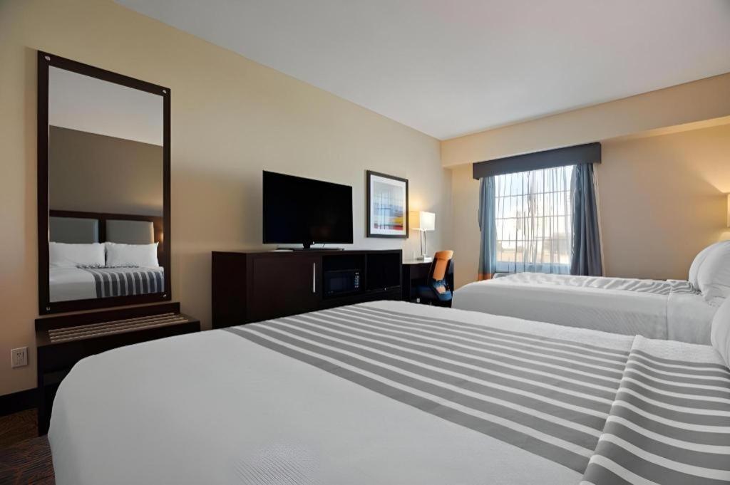 Best Western Plus Executive Inn Торонто Екстер'єр фото