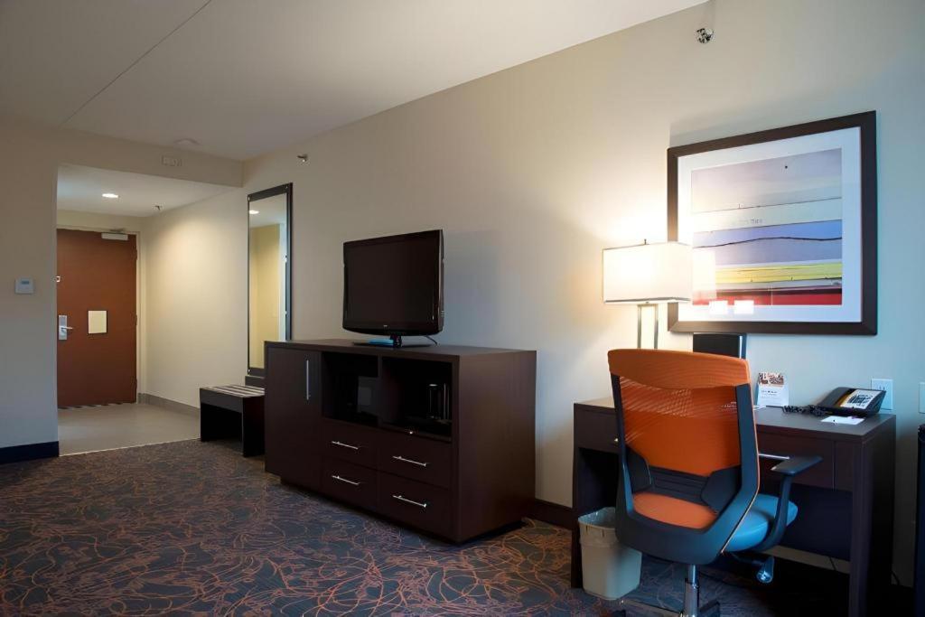 Best Western Plus Executive Inn Торонто Екстер'єр фото