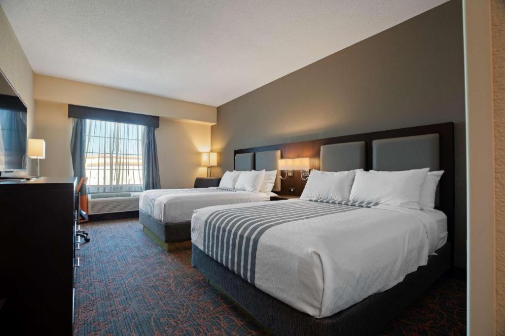Best Western Plus Executive Inn Торонто Екстер'єр фото