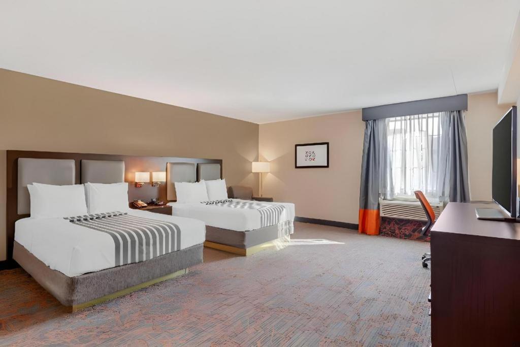 Best Western Plus Executive Inn Торонто Екстер'єр фото