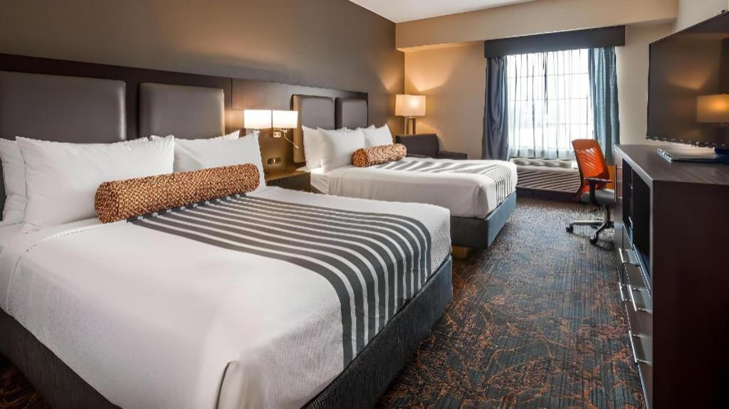 Best Western Plus Executive Inn Торонто Екстер'єр фото