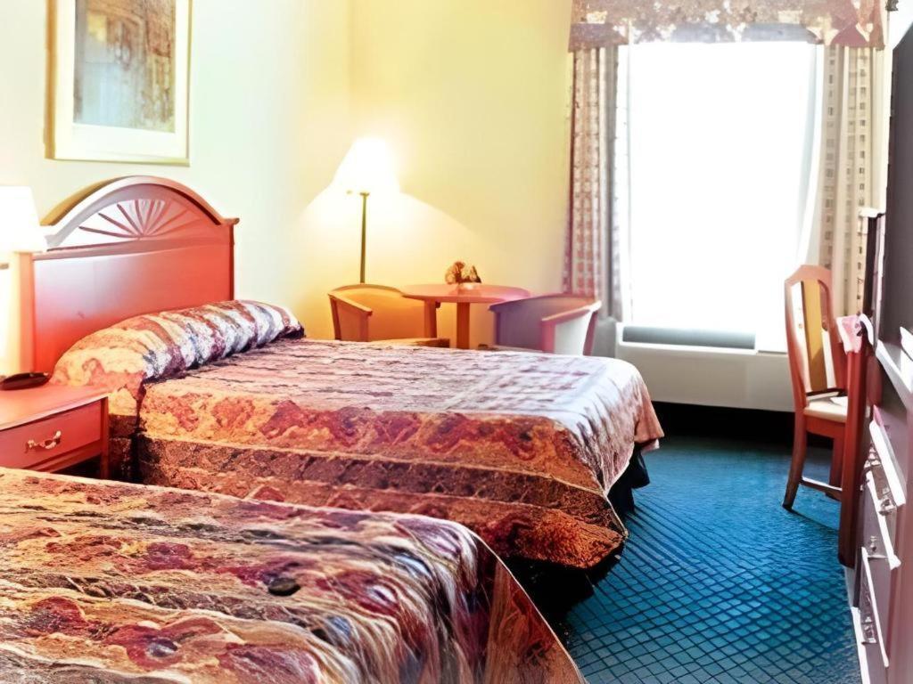 Best Western Plus Executive Inn Торонто Екстер'єр фото