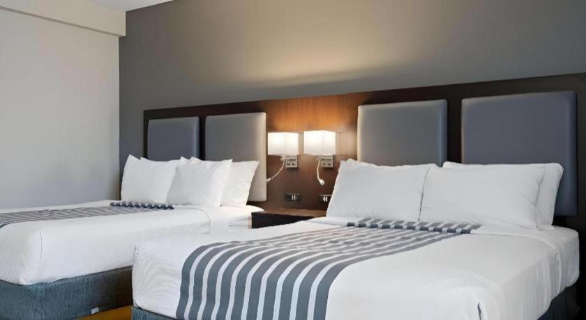 Best Western Plus Executive Inn Торонто Екстер'єр фото